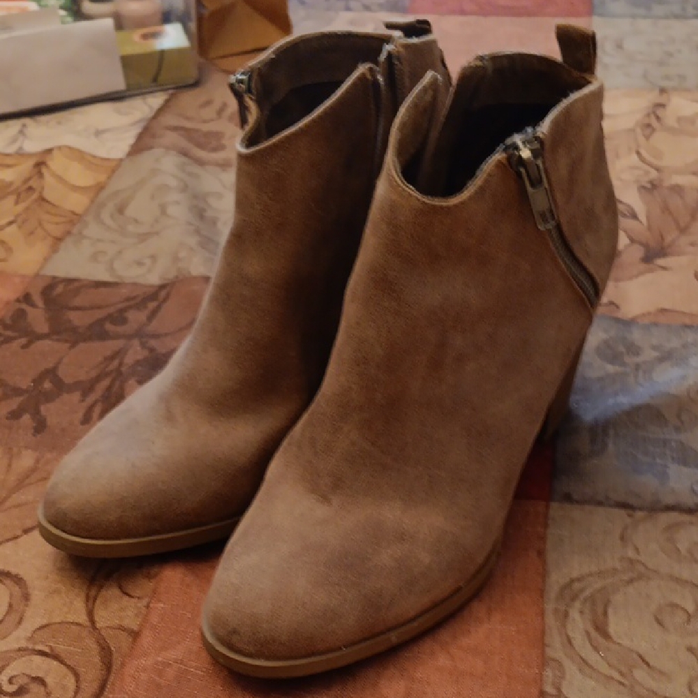 Report Tan Ankle Boots for Women
